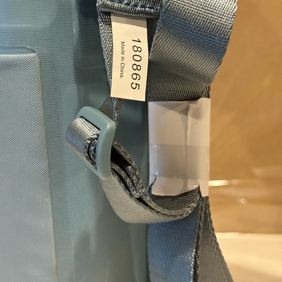 Brand New Hydro Flask Tag Along™ Medium – Birch | Fits 32 oz & 40 oz Wide Mouth - Picture 6 of 11